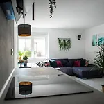 Apartmaji Na Placu Apartment Rence