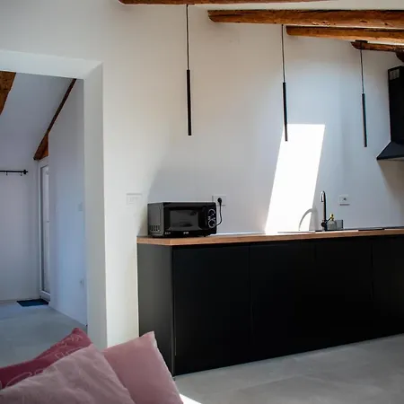 Apartmaji Na Placu Apartment *