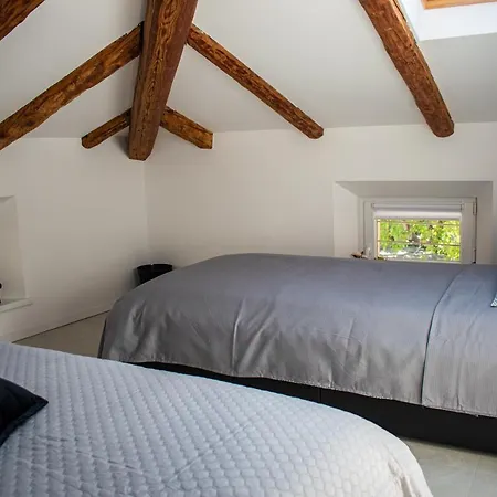 Apartmaji Na Placu Appartamento *
