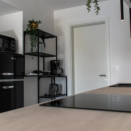 Apartment Apartmaji Na Placu