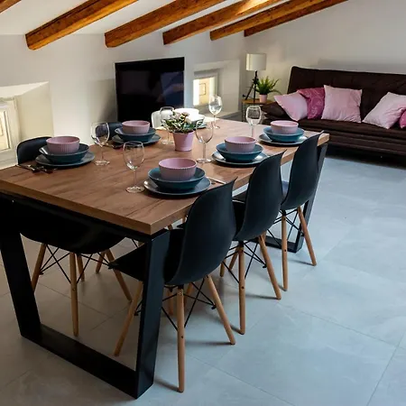 Appartamento Apartmaji Na Placu