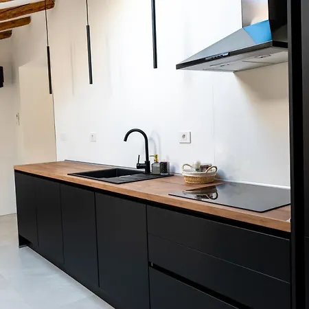 Apartmaji Na Placu Apartamento Rence