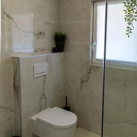 Apartamento Apartmaji Na Placu Rence