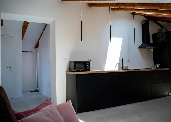 Apartmaji Na Placu דירה *