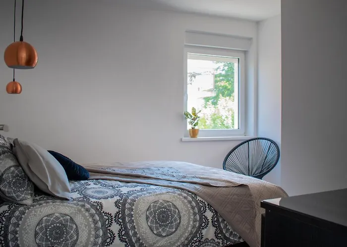 Apartmaji Na Placu דירה